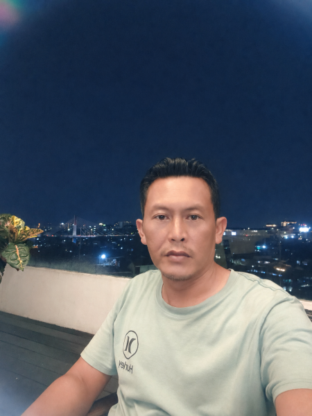 Ridwan - Professional Driver at Safar Indonesia